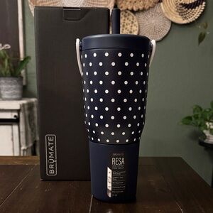 BruMate Resa 35 oz in Navy Polka Dots! New! Limited Edition!